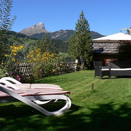 Hotel Alpenrose Dolomites 拉瓦莱 外观 照片