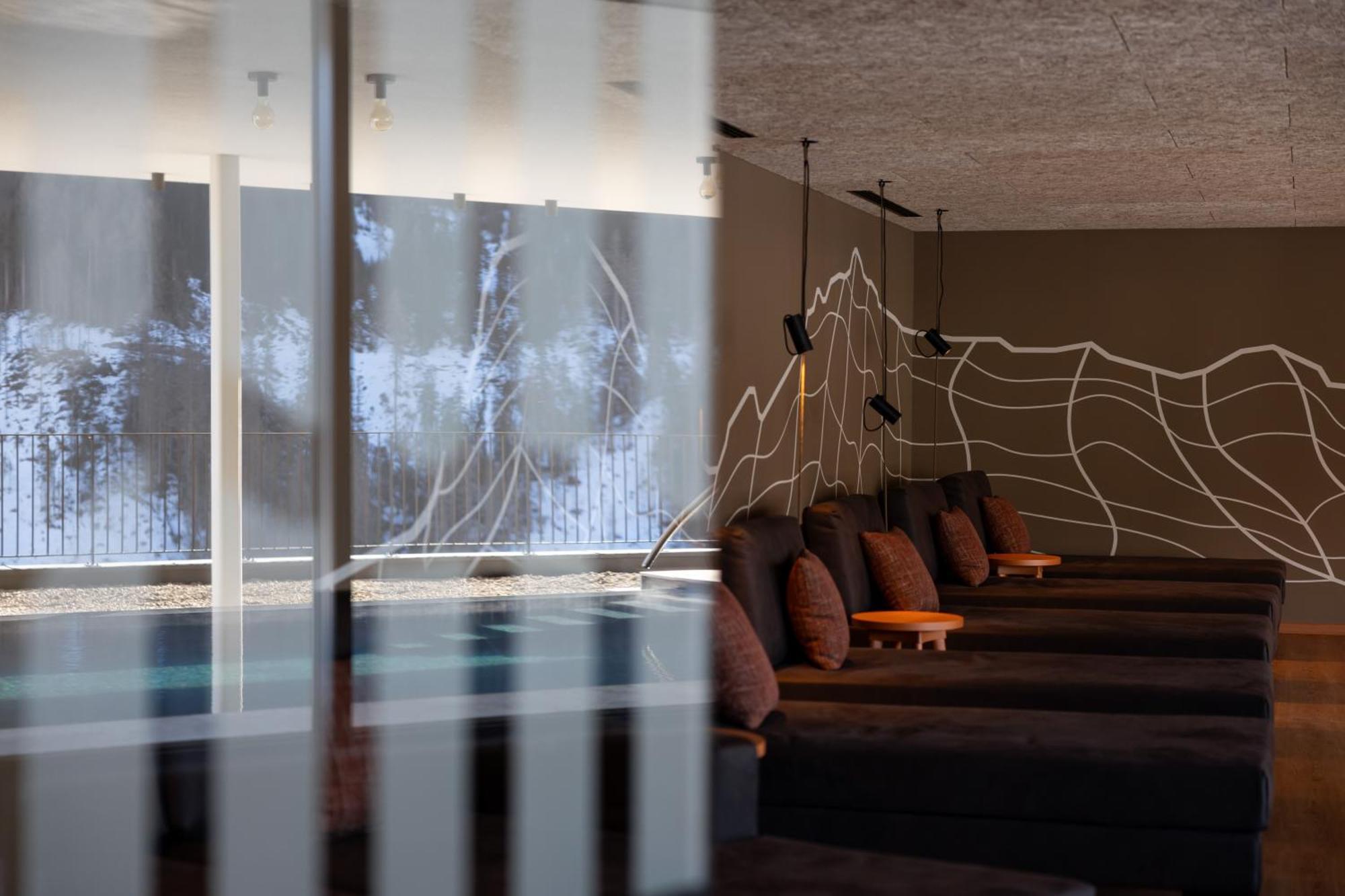 Hotel Alpenrose Dolomites 拉瓦莱 外观 照片