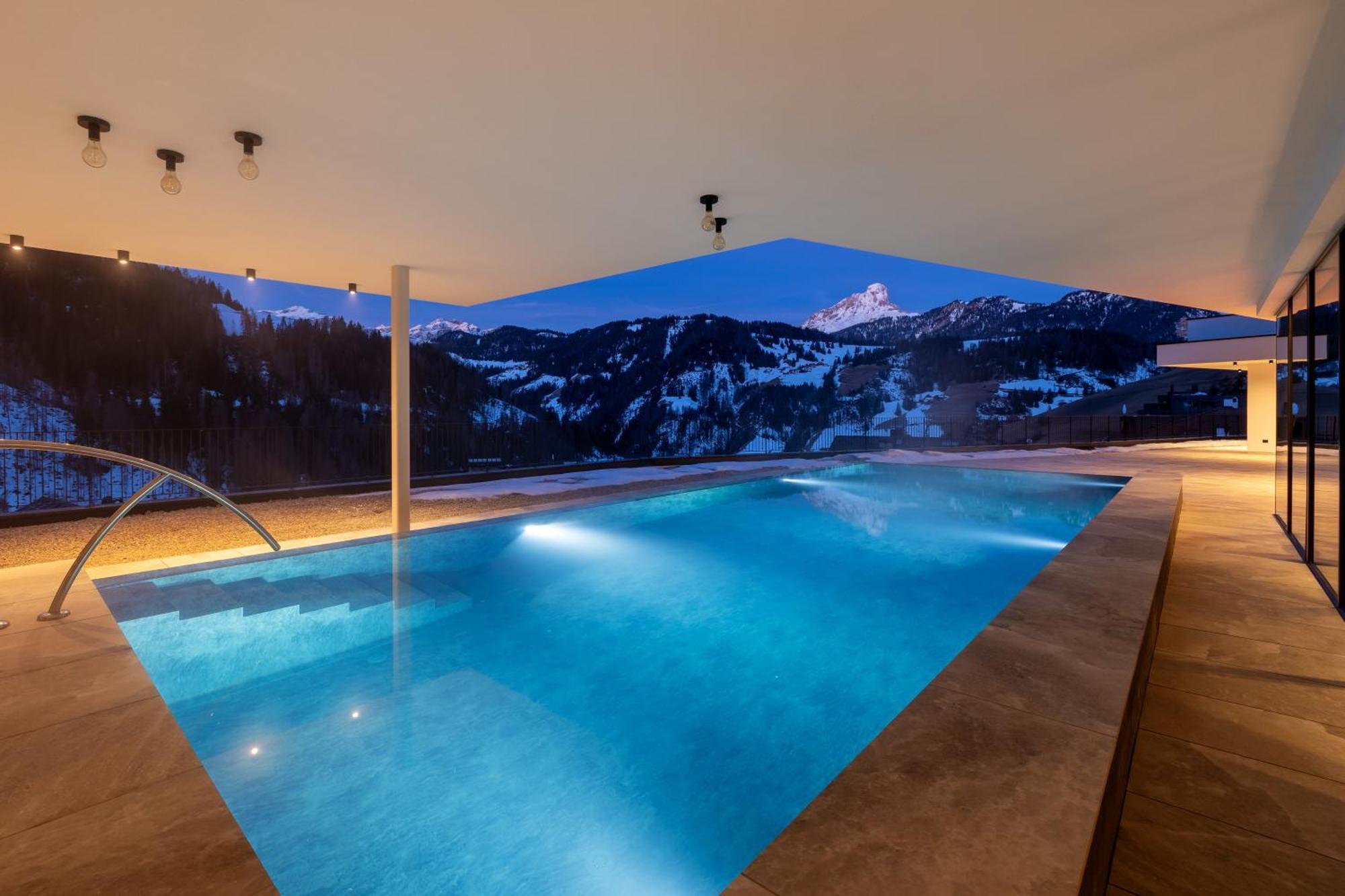 Hotel Alpenrose Dolomites 拉瓦莱 外观 照片