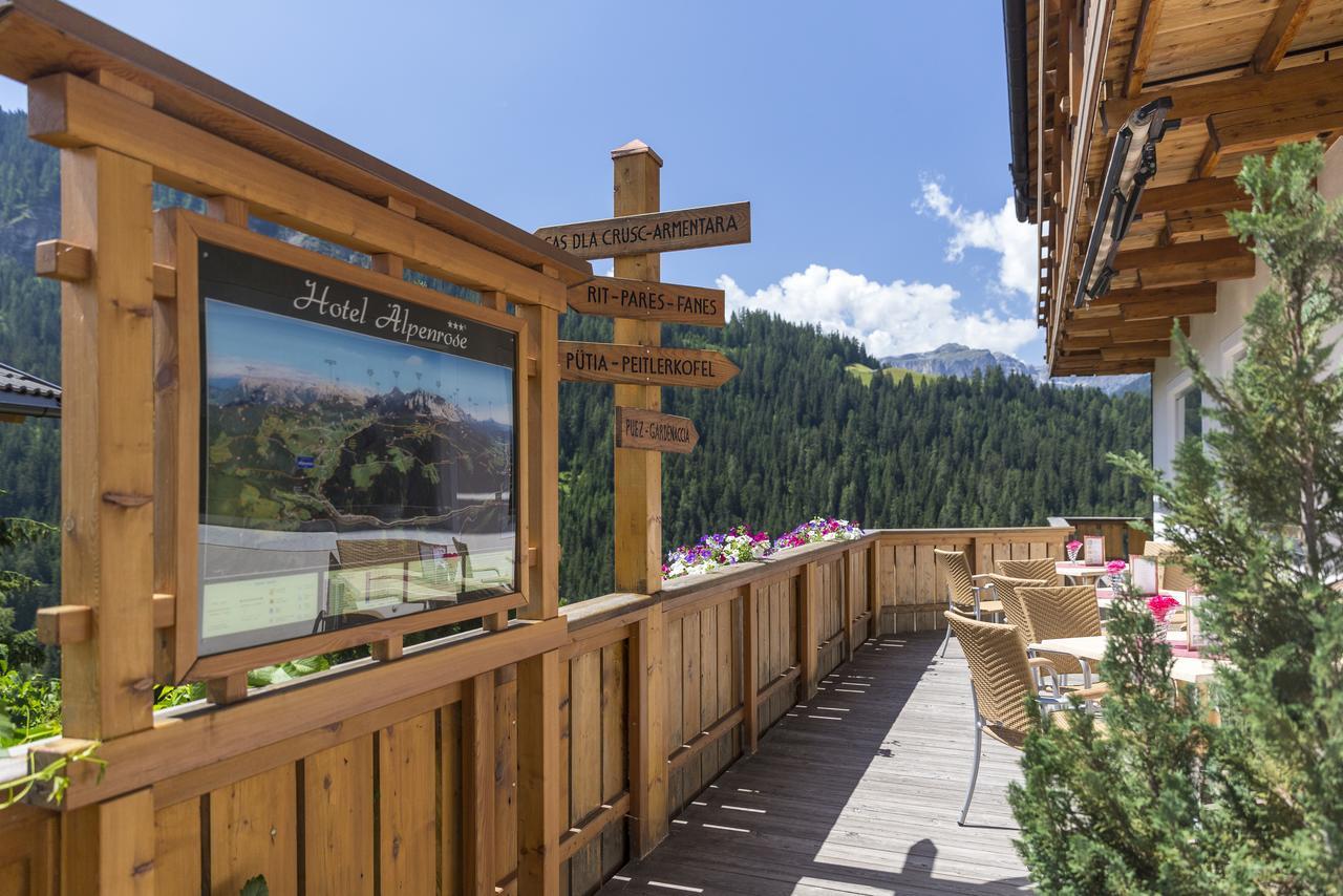 Hotel Alpenrose Dolomites 拉瓦莱 外观 照片