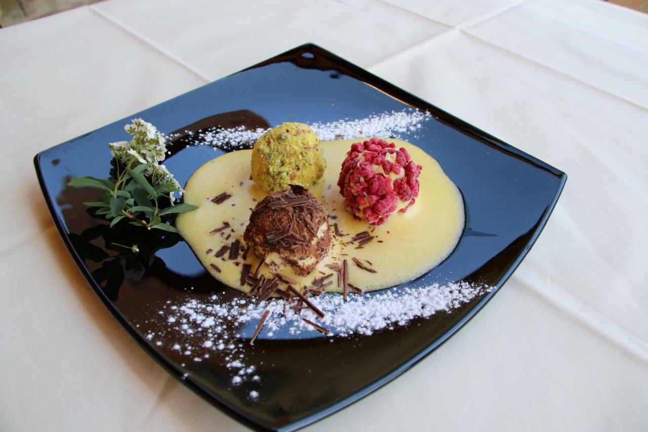 Hotel Alpenrose Dolomites 拉瓦莱 外观 照片