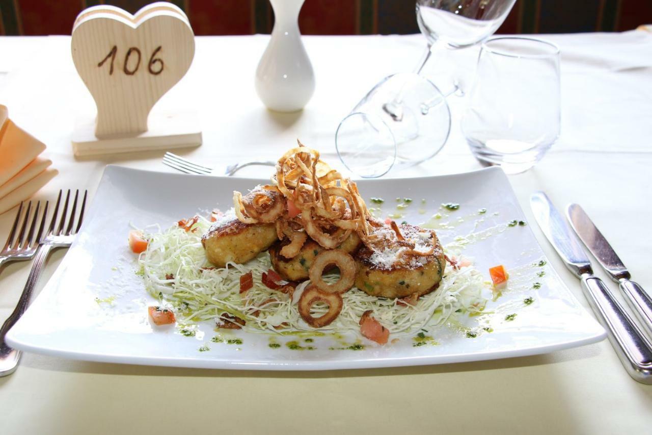Hotel Alpenrose Dolomites 拉瓦莱 外观 照片
